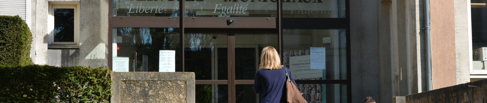 Faire ses démarches administratives en ligne.