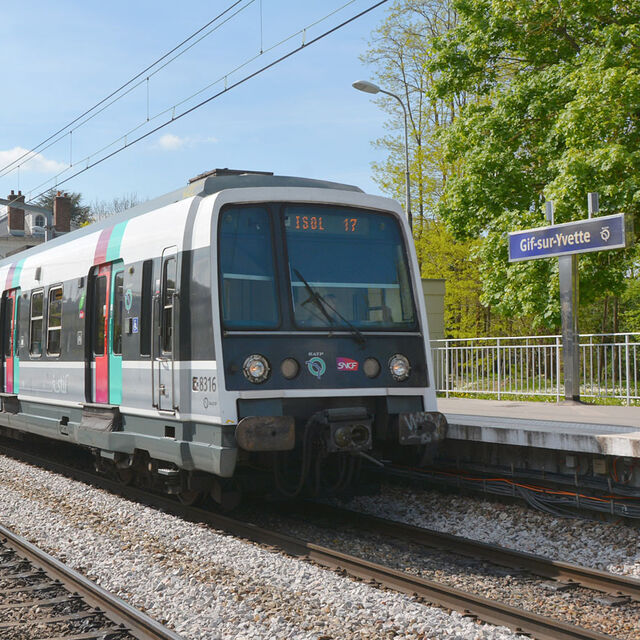 RER B 