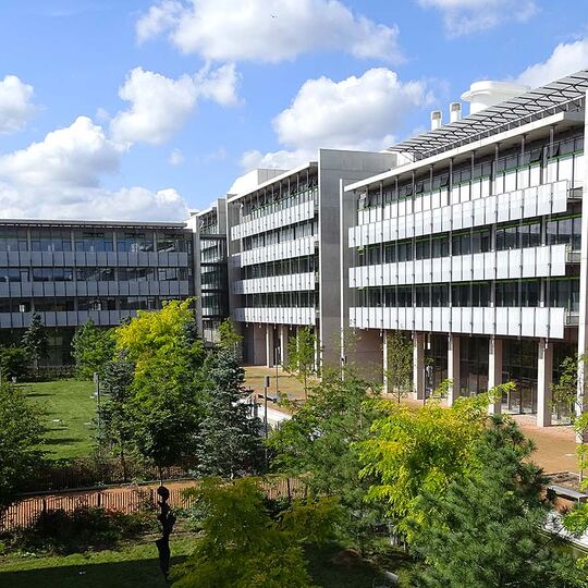 Vue de l'École Normale Supérieure Paris-Saclay - Architecte : Renzo Piano 