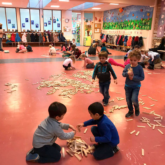 Maternelle - jeux de construction.