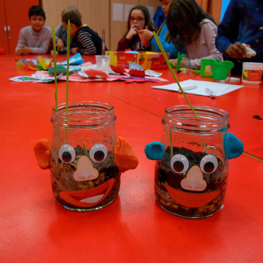 Ecole élémentaire - Activités autour du jardinage.