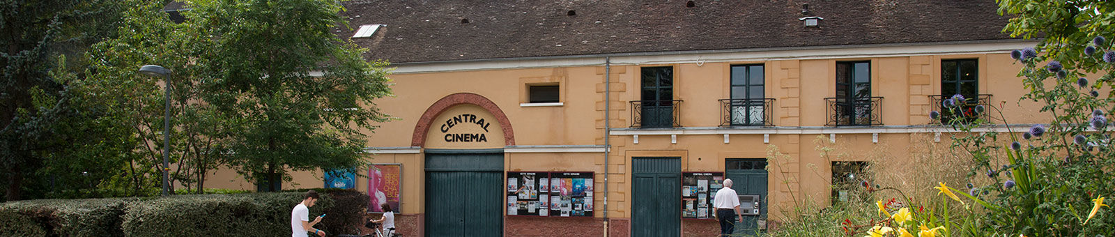 Le Central cinéma, place de la mairie à Gif-sur-Yvette (vallée).
