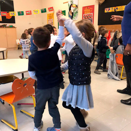 Maternelle - atelier danse.