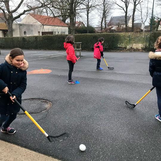 Ecole élémentaire - Hockey.