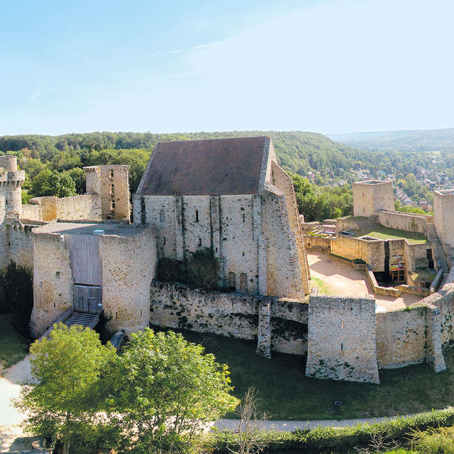 Château de la Madeleine à Chevreuse.