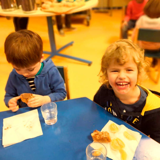 Maternelle - un gouter en maternelle.