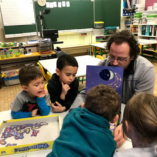 Ecole maternelle - Jeux de société.