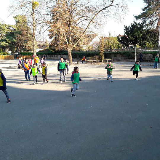 Elémentaire - tournoi de football.