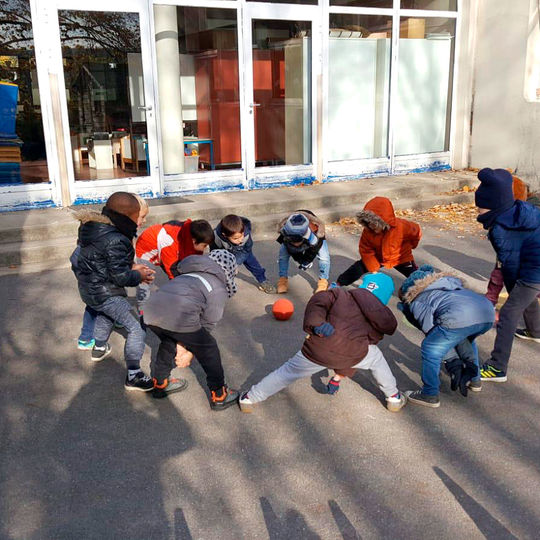 Maternelle - jeux collectifs.