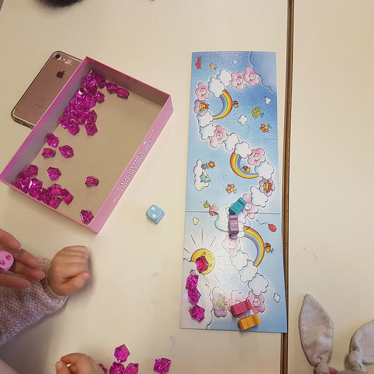 Ecole maternelle - Jeux de société.