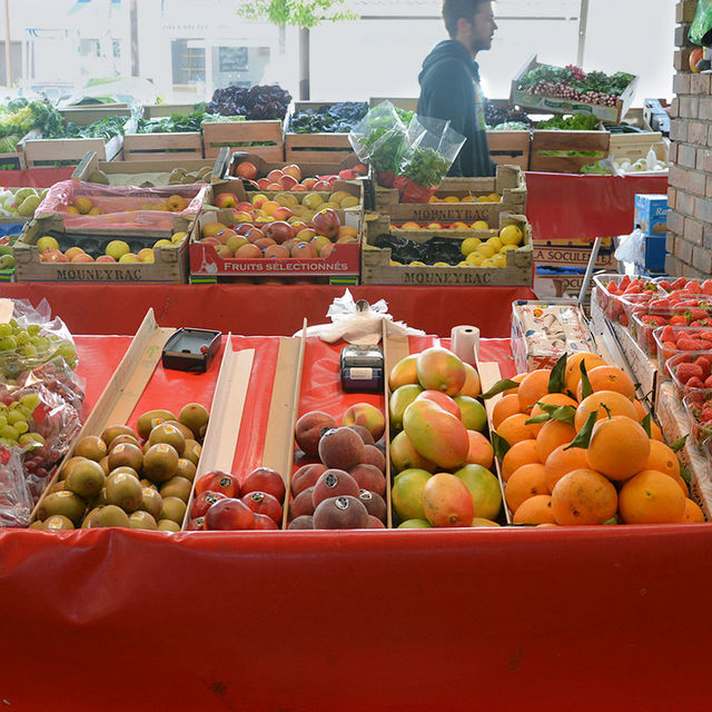 Marchés de fruits et de légumes à Gif-sur-Yvette.