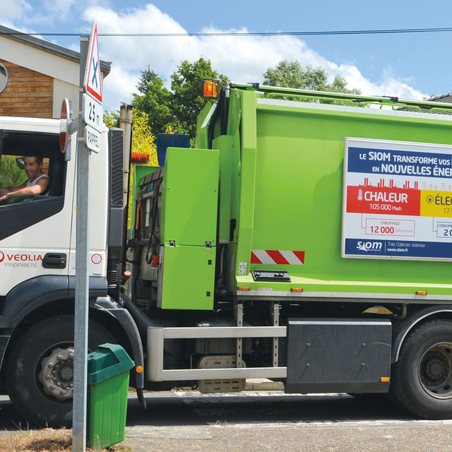 Camion de collectes du SIOM