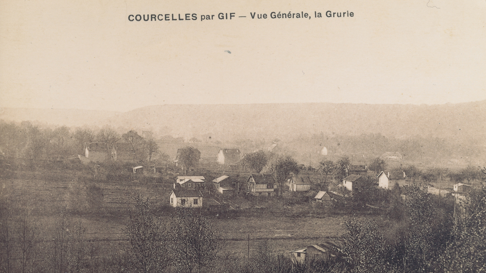 Courcelle : vue générale, La Grurie