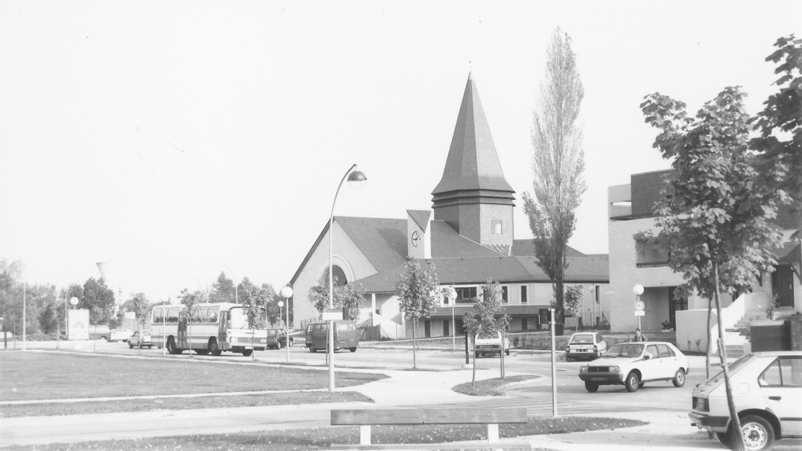Au centre du quartier de Chevry, 1984