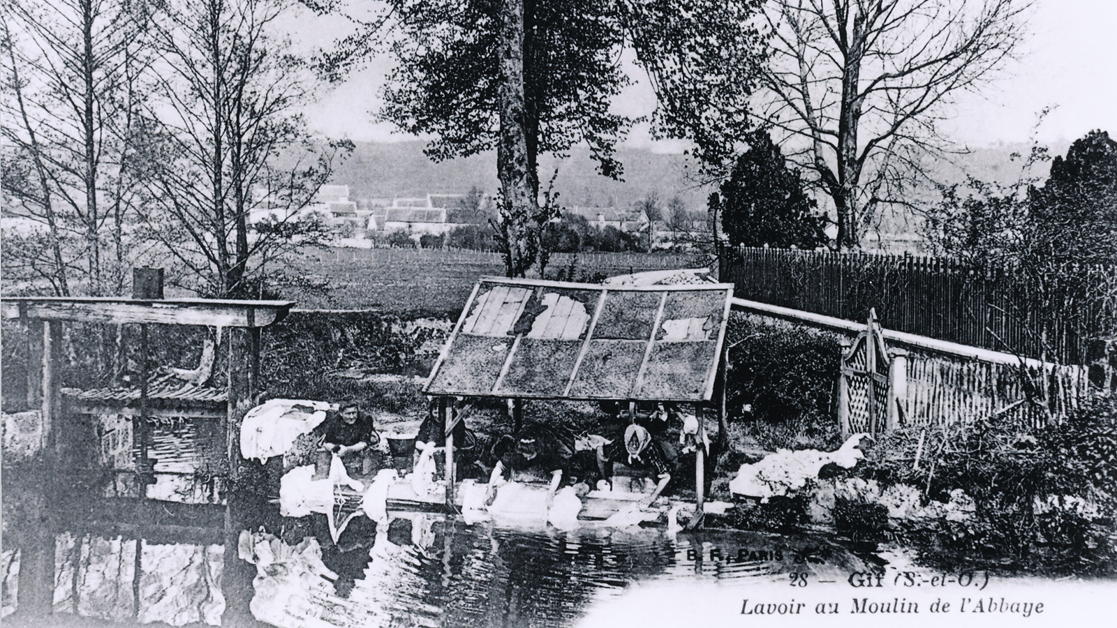 Lavoir au moulin de l'Abbaye. Sd